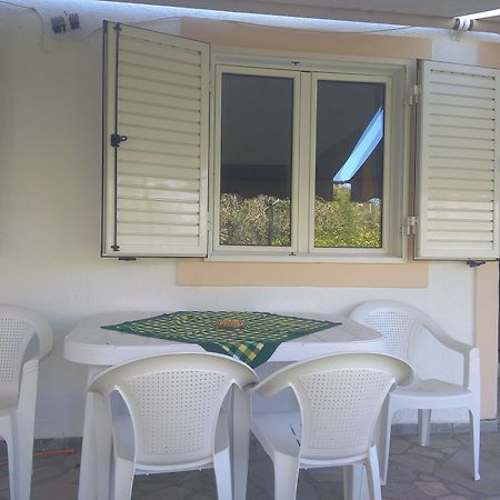 Roula'S Rooms Aegina Kültér fotó
